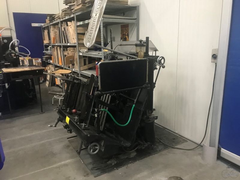 Heidelberg T-Platen